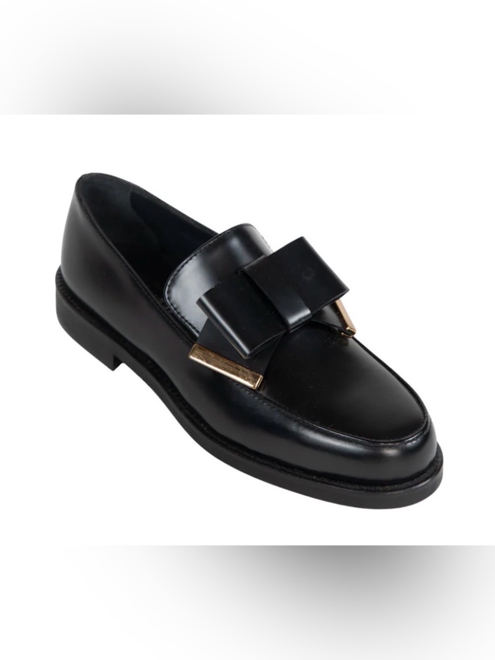 Size 8.5- Homers Artisian Carrera loafer in black leather with bow